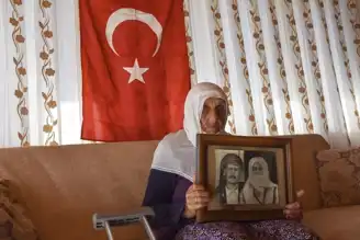 100 Yaşını Aşan Bir Kadın Cumhuriyet'i Anlatıyor